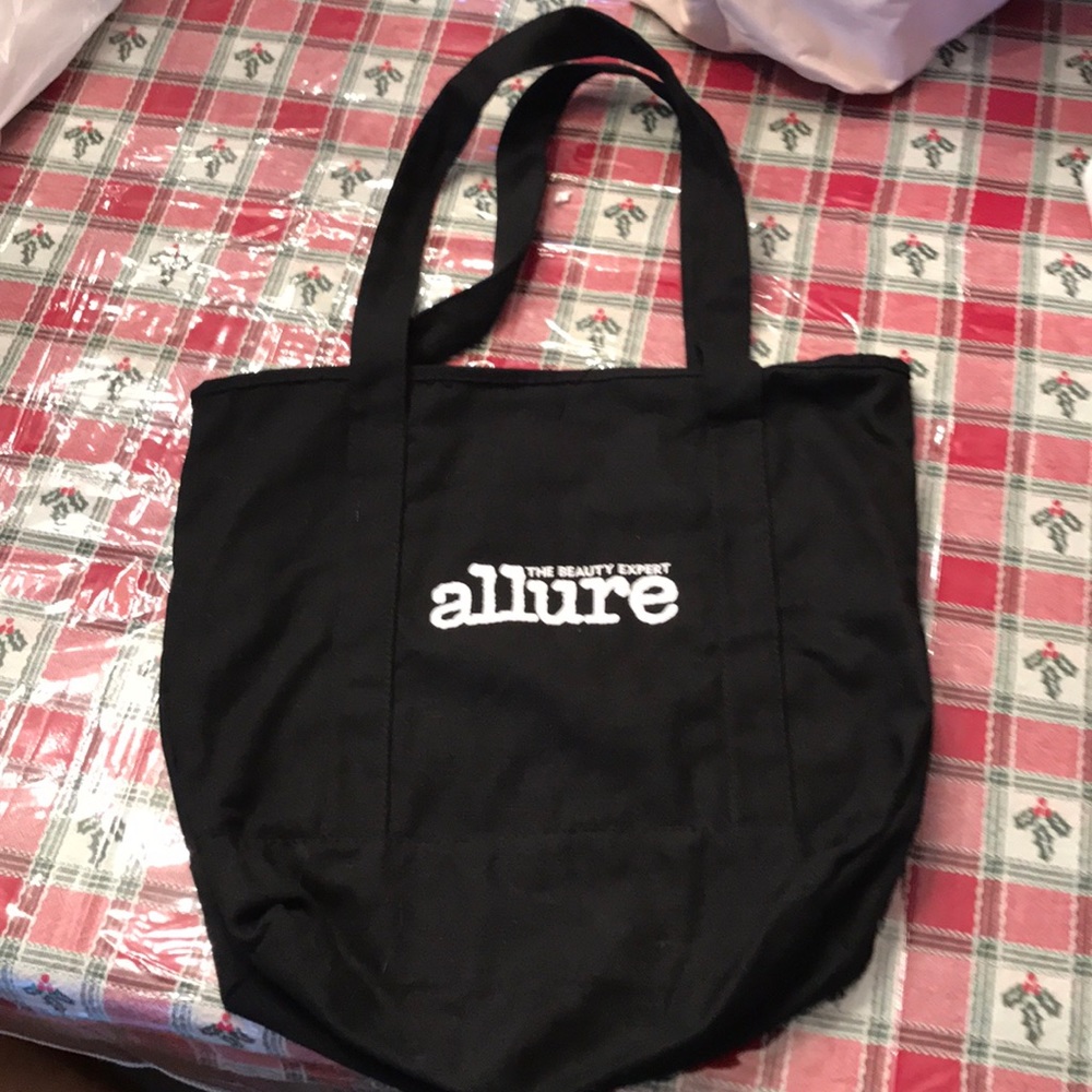 🍭Allure Black Bag NWOT